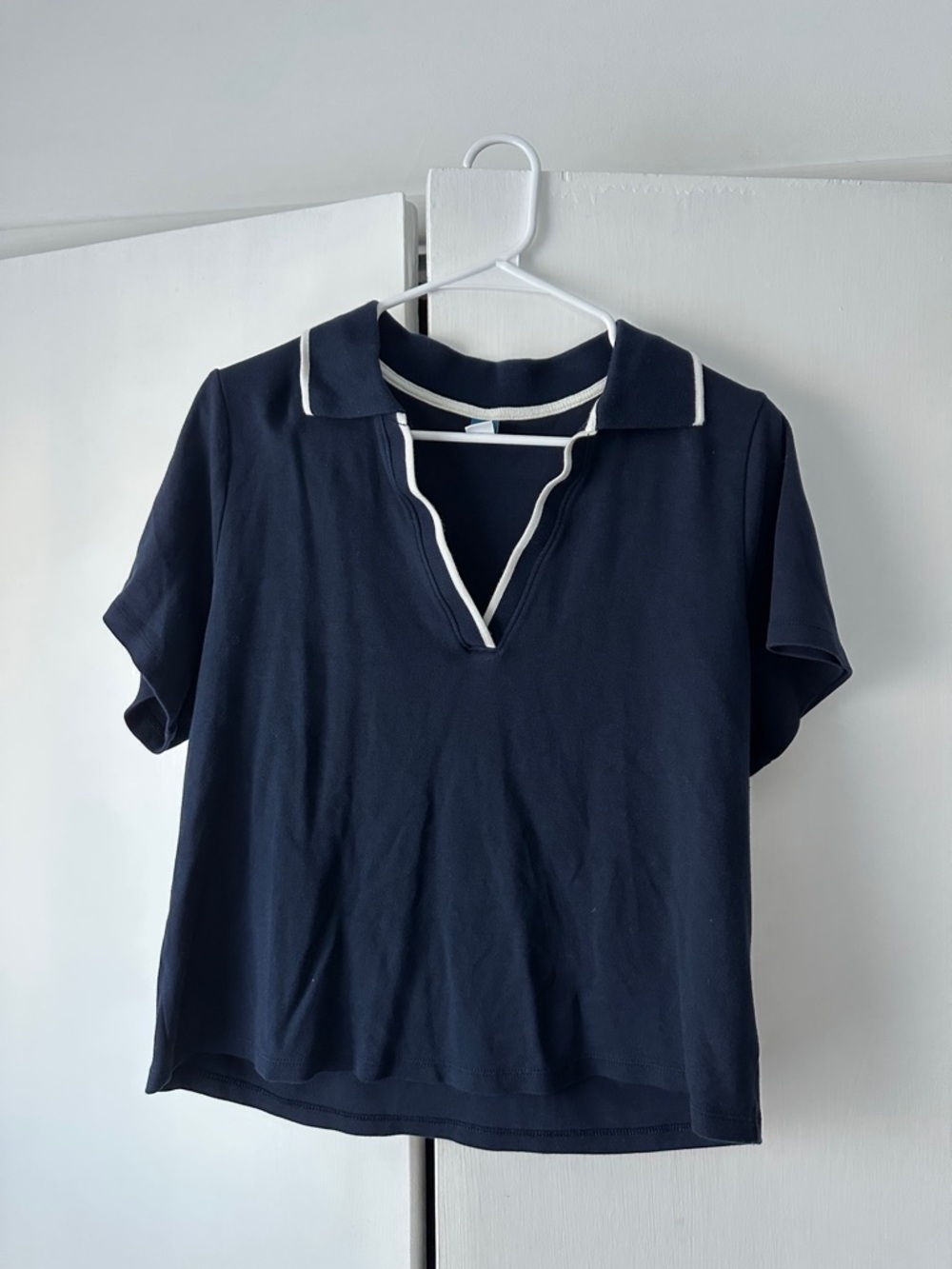 Old Navy Navy Short-Sleeve Polo Top with White Piping
